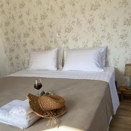 Reginas * Ixia (Rhodes)